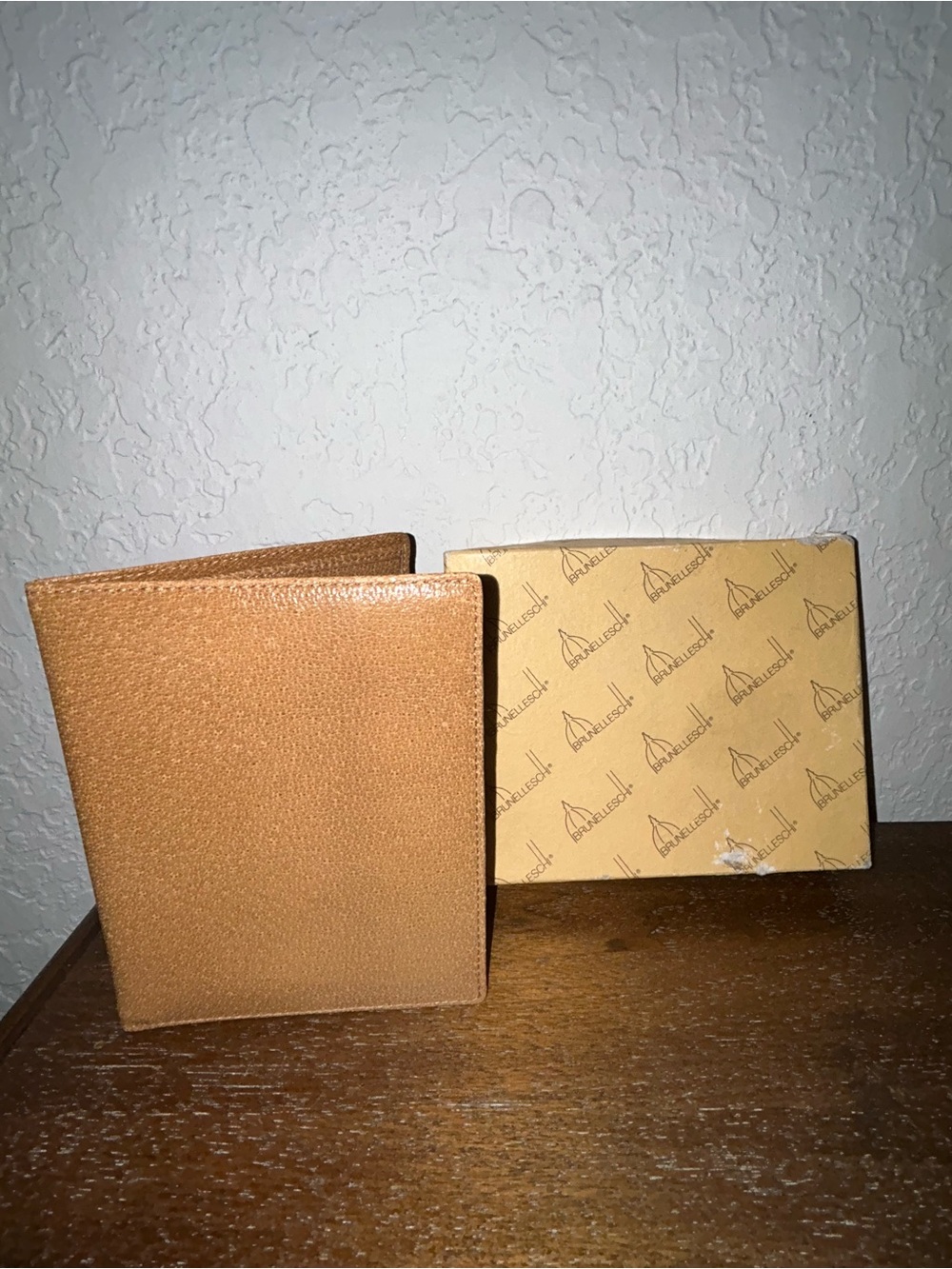 Brunelleschi By The Bridge Vintage Leather Bi-Fold Travel Wallet